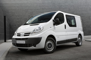 NISSAN PRIMASTAR Van (X83)